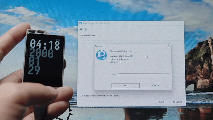 MiixKey — Encrypt files using OpenPGP